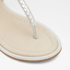 Aldo Sheeny -Ralph Lauren Store sheeny silver 040 003 042 alt4 sq nt 1600x1600 f3da421f 3d35 4ecc a85f 912bb28243e1