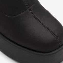 Aldo Silo -Ralph Lauren Store silo black 001 003 032 detail sq nt 2018x2018 d2052cd3 9d18 4a47 89a7 f56f11aec793