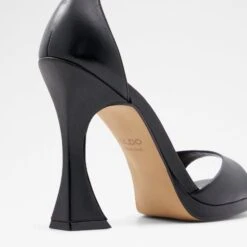 Aldo Siza -Ralph Lauren Store siza black 001 001 043 alt4 sq nt 1600x1600 aab6fff3 baad 410c 9fd2 3ee5745f5deb