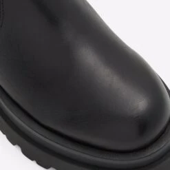 Aldo Stompd -Ralph Lauren Store stompd black 007 001 043 detail sq nt 2018x2018 00952590 58da 4530 896b 72b8533f6176