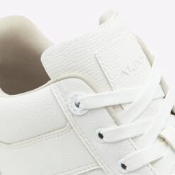 Aldo Surianu 15 Aldo Surianu -Ralph Lauren Store surianu white 100 002 029 detail sq nt 2018x2018 ad16a375 091f 4652 9b43 307f1a9275cd