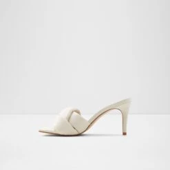 Aldo Syngrapha -Ralph Lauren Store syngrapha white 110 001 043 alt2 sq nt 1600x1600 29060b0d d303 4095 a7d5 365605a3628b