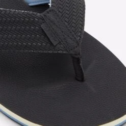 Aldo Taj -Ralph Lauren Store taj black 004 002 008 detail sq nt 2018x2018 47646da6 d7a3 4338 b902 073af16f201c