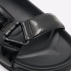 Aldo Talana -Ralph Lauren Store talana black 001 002 033 detail sq nt 2018x2018 f795c019 6bc9 4d23 8276 7175ebefcb1b
