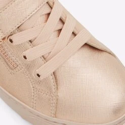 Aldo Tiagatori -Ralph Lauren Store tiagatori pink 653 002 051 detail sq nt 2018x2018 e587cc2e 5472 4da7 9be2 fbb492aac400