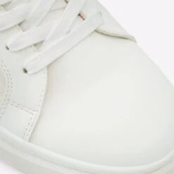 Aldo Tiger 15 Aldo Tiger -Ralph Lauren Store tiger white 100 002 008 detail sq nt 2018x2018 e9cd73d4 8801 4ea1 95d5 aba1b4e55a56