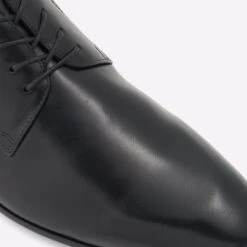 Aldo Tilawet -Ralph Lauren Store tilawet black 003 001 043 detail sq nt 2018x2018 95b9f0eb c627 4c1a 9adc c07857a779e1