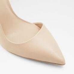 Aldo Tirarith -Ralph Lauren Store tirarith beige 270 001 043 alt4 sq nt 1600x1600 fc905769 ff7b 4323 a875 9cfbef2fdd67