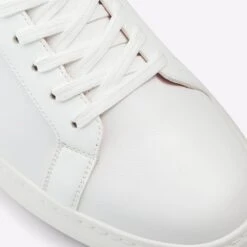 Aldo Tosien -Ralph Lauren Store tosien white 100 002 043 detail sq nt 2018x2018 79f884b8 bd74 42fe b0f4 fb4e676e5546