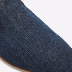 Aldo Tralisien 13 Aldo Tralisien -Ralph Lauren Store tralisien blue 410 003 005 detail sq nt 2018x2018 246f8b3d 6ce7 47e1 a709 a101d987e5e1