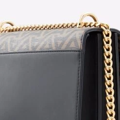 Aldo Triradia 13 Aldo Triradia -Ralph Lauren Store triradia multi 967 002 029 detail sq nt 2018x2018 12cfd728 16a6 44c4 877d a7176a20a820