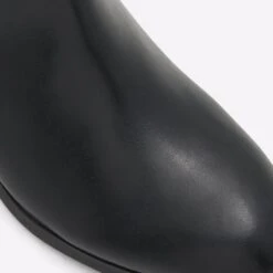 Aldo Tunwan 13 Aldo Tunwan -Ralph Lauren Store tunwan black 001 002 029 detail sq nt 2018x2018 fa1932db 7b77 4a4a a418 6303341dd00f