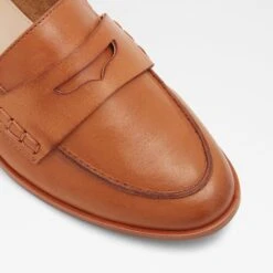 Aldo Urawen -Ralph Lauren Store urawen brown 210 001 043 alt4 sq nt 1600x1600 699a118a 7bed 4409 baab 74f005405f93