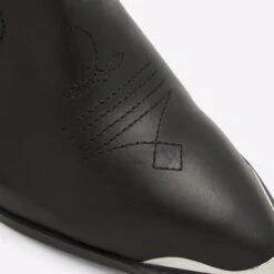 Aldo Valley -Ralph Lauren Store valley black 001 001 043 detail sq nt 2018x2018 aa6fe852 29c3 4335 892c 623811569dbf