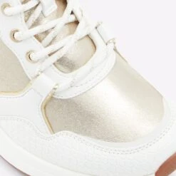 Aldo Vany -Ralph Lauren Store vany gold 710 003 029 detail sq nt 2018x2018 dfe43c45 4c00 4f4d 9ae4 a94ac461fe05