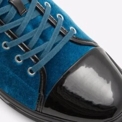 Aldo Velnero 13 Aldo Velnero -Ralph Lauren Store velnero blue 441 003 048 detail sq nt 2018x2018 4511e45a ae26 442a b71c f3a793ff34fd