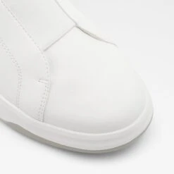 Aldo Vettelen -Ralph Lauren Store vettelen white 100 002 043 alt4 sq nt 1600x1600 edd13ae7 7361 4291 895f 957fb1a71f46