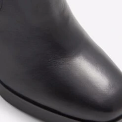 Aldo Voss 15 Aldo Voss -Ralph Lauren Store voss black 001 001 043 detail sq nt 2018x2018 bc3eed5a f290 4167 ac1f 2bc718c14a0c