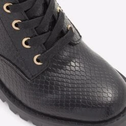 Aldo Vova -Ralph Lauren Store vova black 009 002 044 detail sq nt 2018x2018 113c2ae9 7280 424b 8141 e5e42df397a7