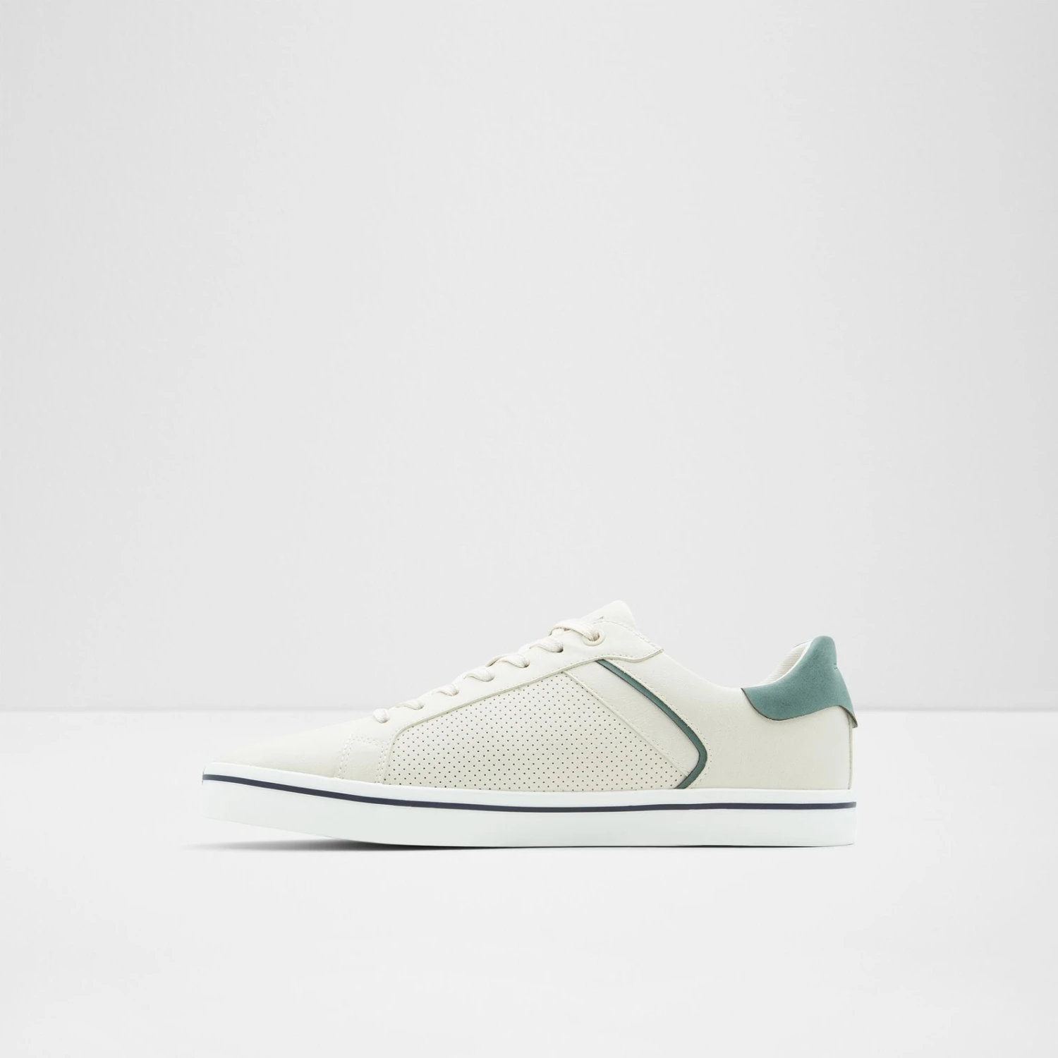 Aldo Warrem 4 Aldo Warrem - Image 4