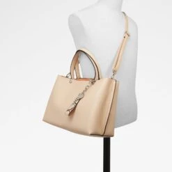 Aldo Wawiel -Ralph Lauren Store wawiel beige 271 002 043 alt3 sq nt 1600x1600 7720b3f3 94ae 46c4 a10f f2d3a88e1043