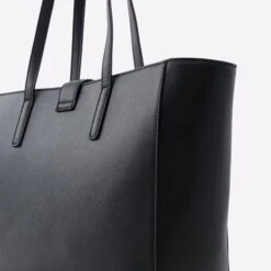 Aldo Wiciewiel -Ralph Lauren Store wiciewiel black 008 002 009 detail sq nt 2018x2018 69991ec4 572d 496e 8e80 39eff99e6b2b