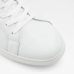 Aldo Wiresien -Ralph Lauren Store wiresien white 110 001 043 alt4 sq nt 1600x1600 8718b25c 800e 4b5f 8d62 3ab0e4b03386