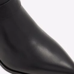 Aldo Wrangler -Ralph Lauren Store wrangler black 001 001 043 detail sq nt 2018x2018 c479368f 8302 4566 ab03 96bbe33b9b81