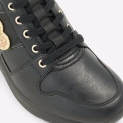 Aldo Zalle -Ralph Lauren Store zalle black 001 002 043 detail sq nt 2018x2018 4511bac9 6340 4164 a9e2 82c811c8b997